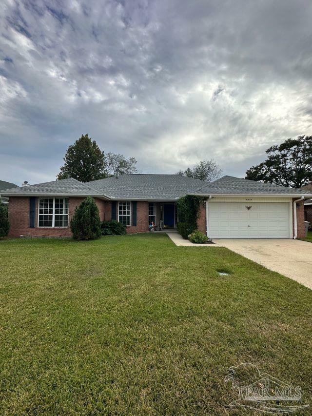 Property Photo: 1037 Meyer Way FL 32514