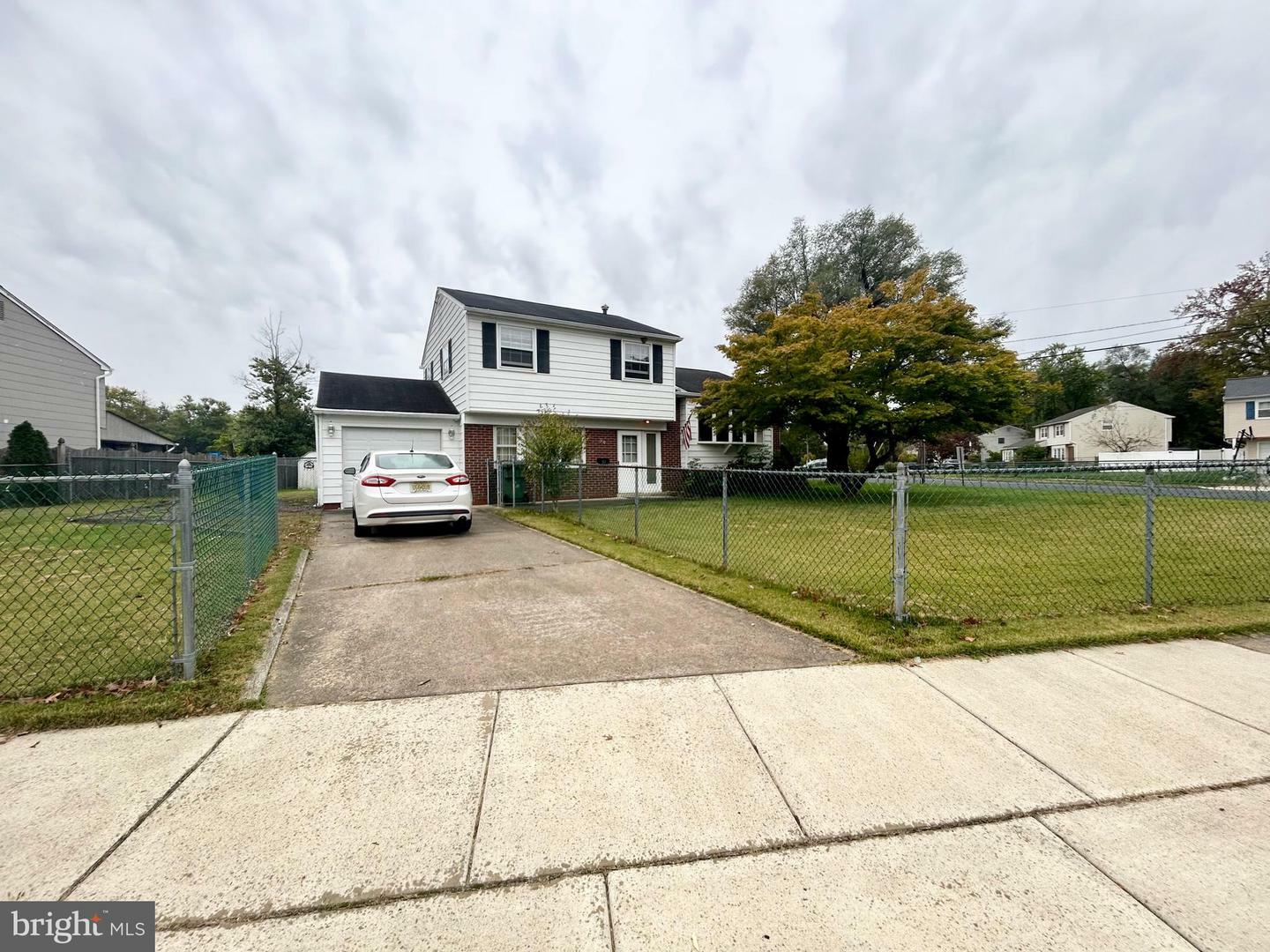 Property Photo:  54 Knox Boulevard  NJ 08053 