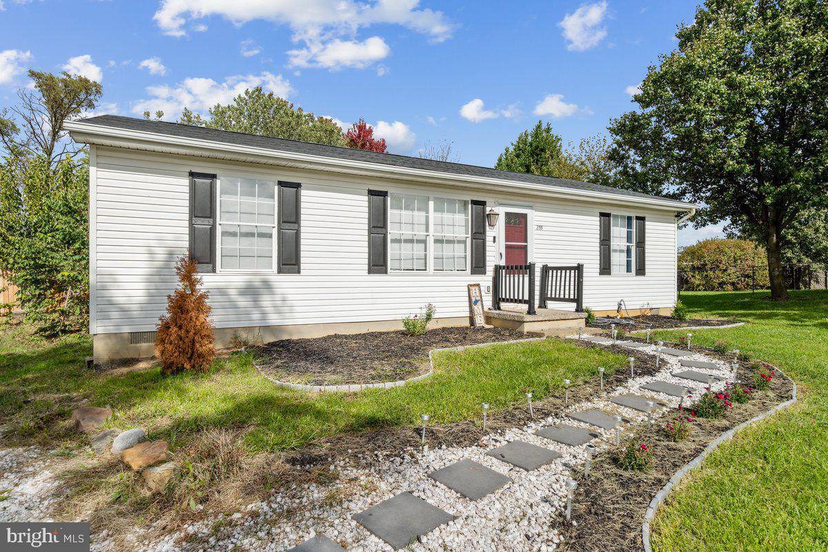 Property Photo: 255 Midnoon Drive WV 25404