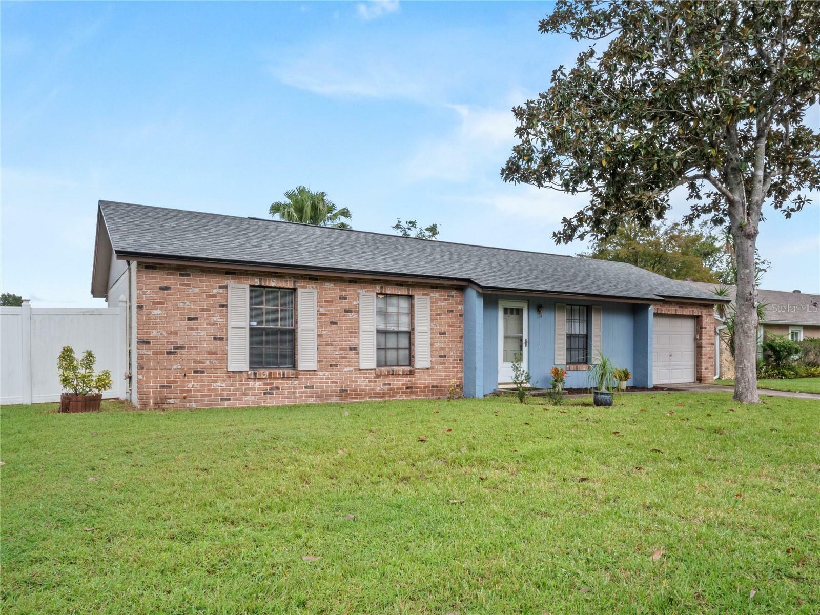 Property Photo:  758 S Edgemon Avenue  FL 32708 