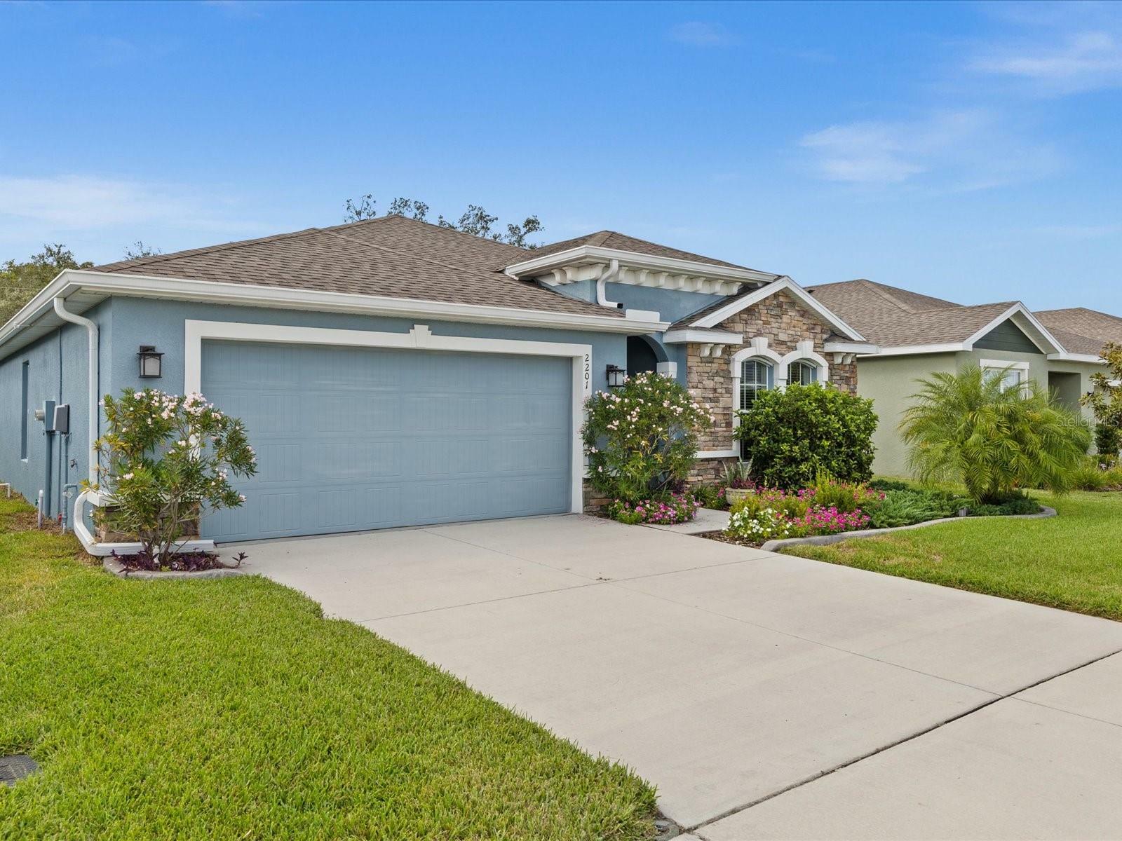 Property Photo:  2201 Branding Iron Court  FL 34655 