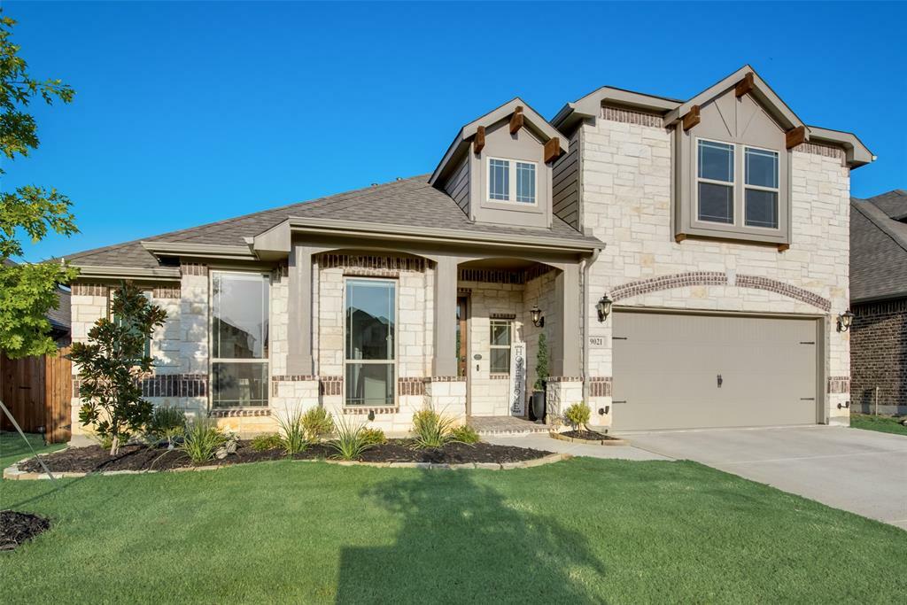 Property Photo:  9021 Amistad Lane  TX 76226 