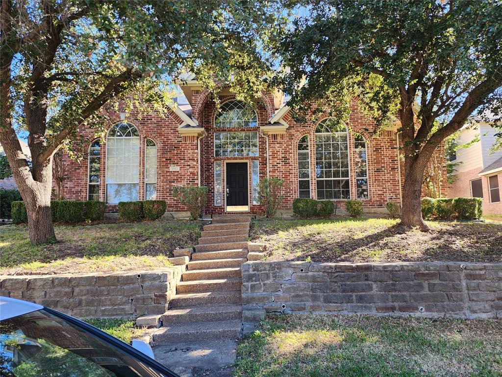 Property Photo: 1915 Clubview Drive TX 75087