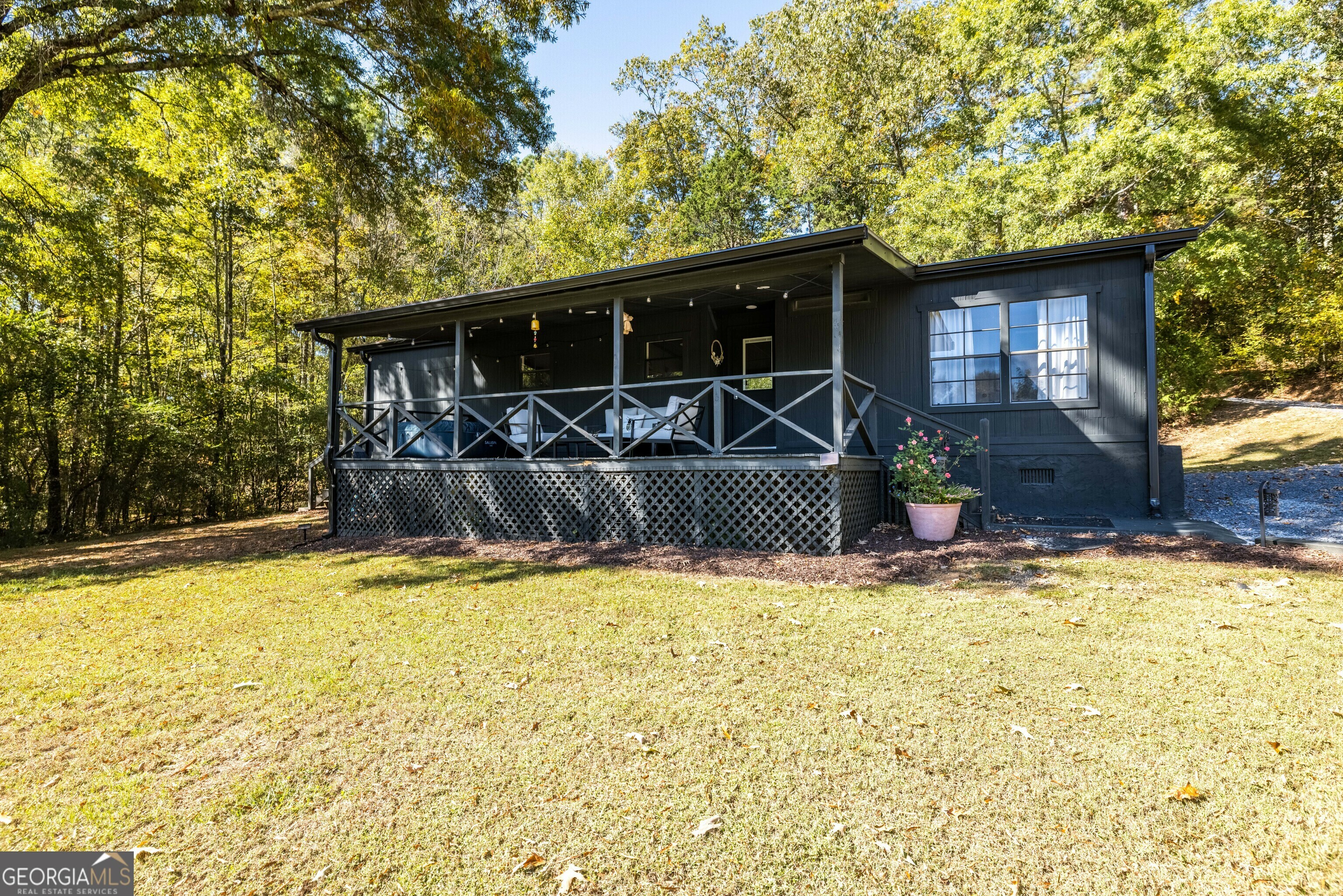 Property Photo:  1510 Hall Station Road NW  GA 30103 