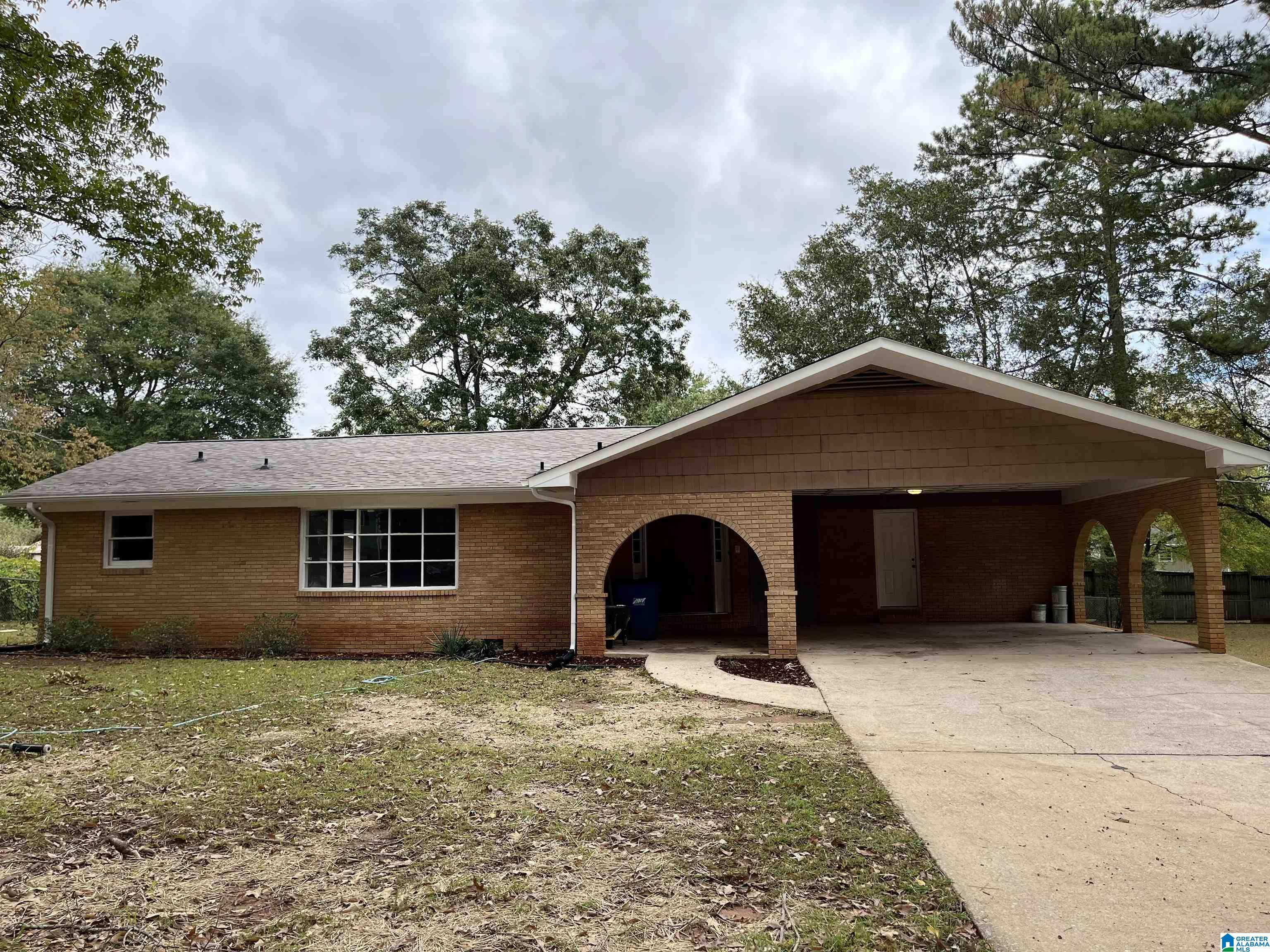 Property Photo:  1001 Pecanwood Drive  AL 36207 