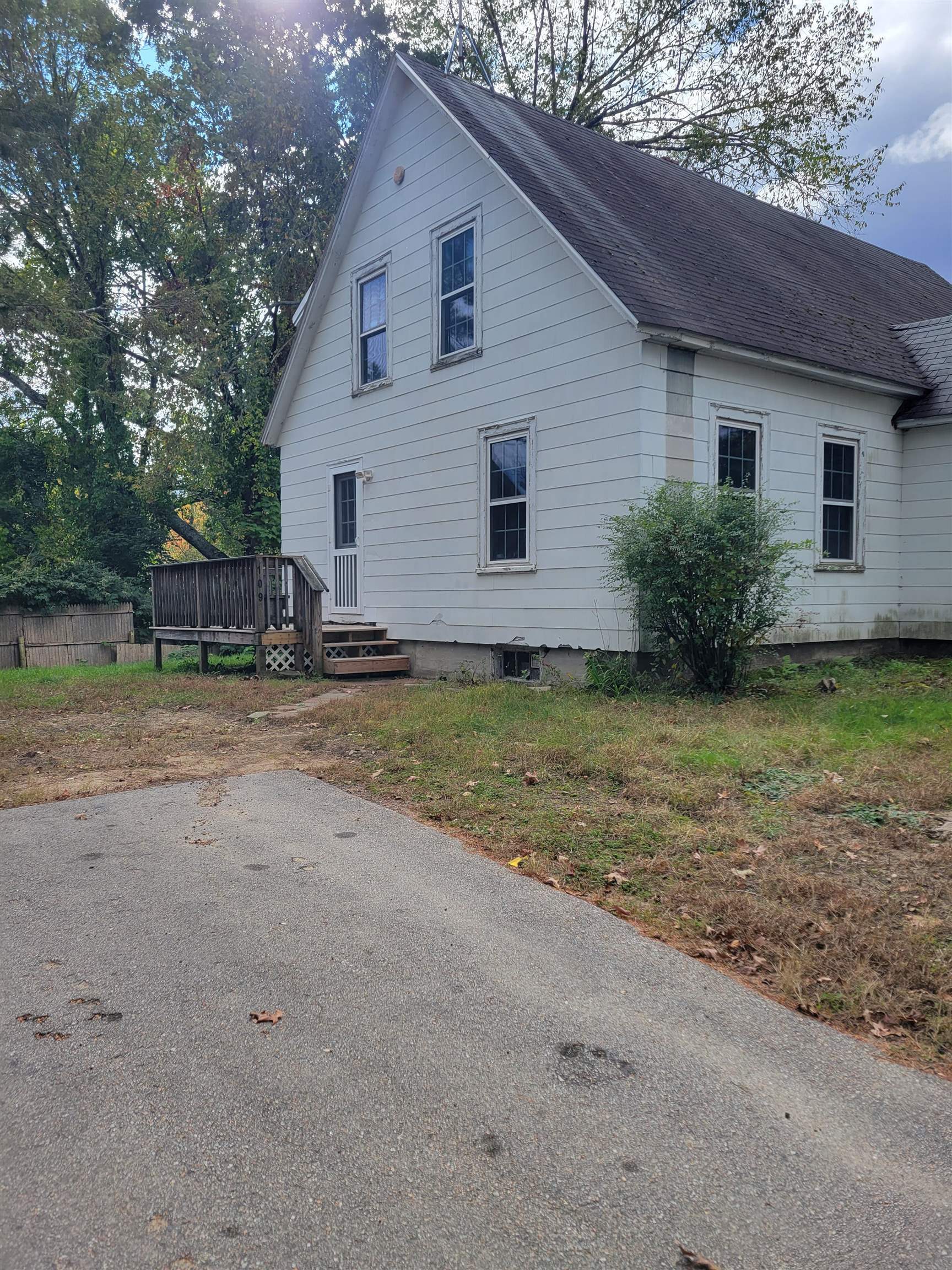 Property Photo: 109 Ferry Street NH 03051