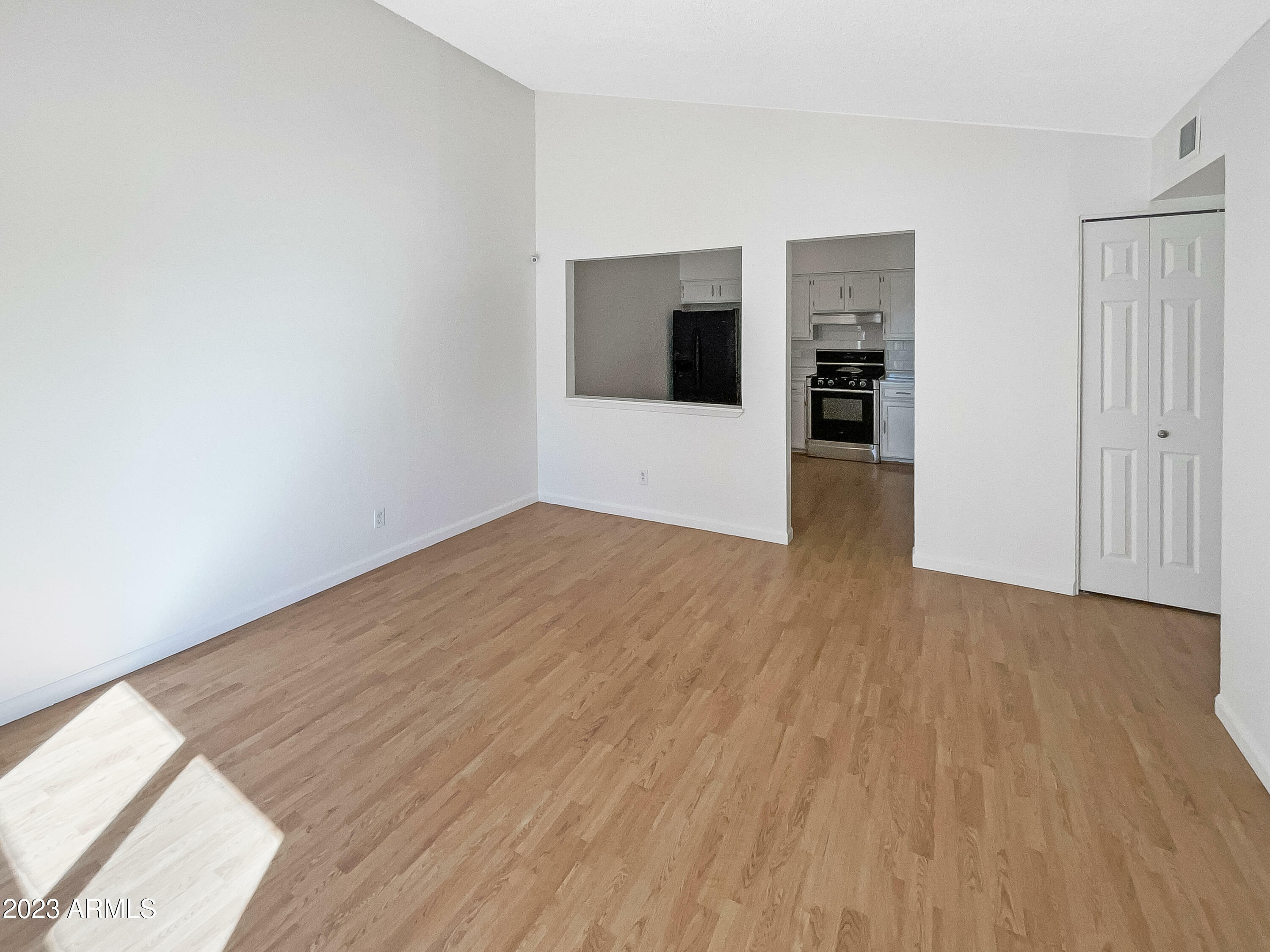 Property Photo:  525 N May -- 17  AZ 85201 