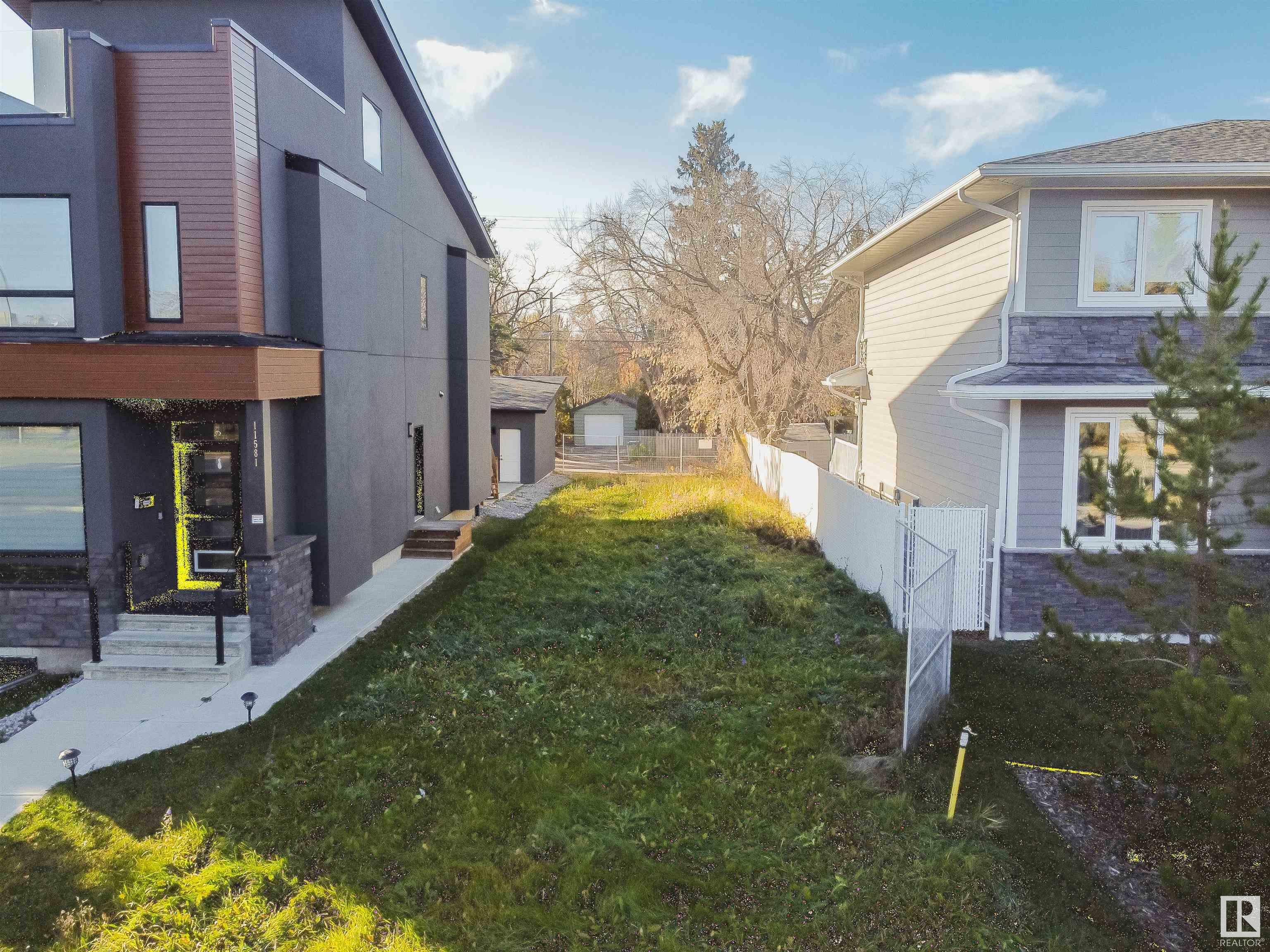 Property Photo:  11583 University Avenue  AB T6G1Z4 