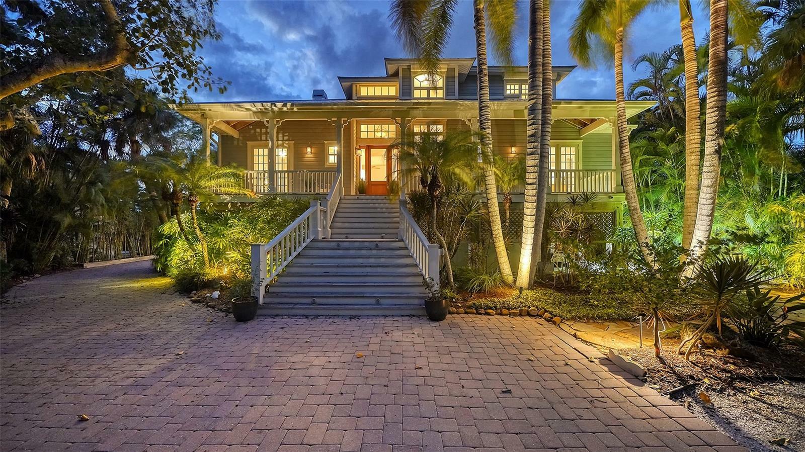 Property Photo: 119 Faubel Street FL 34242