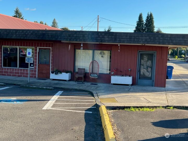 Property Photo: 251 Cowlitz Street WA 98591