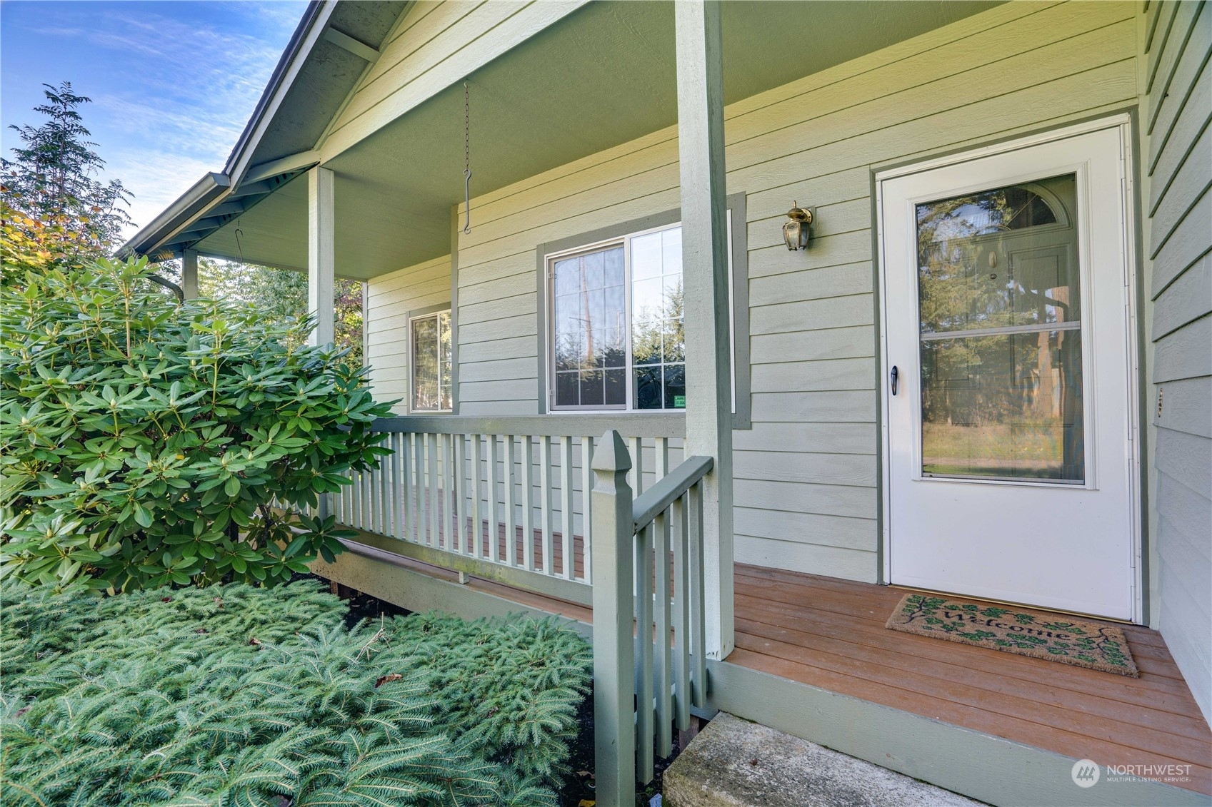 Property Photo: 11209 85th Avenue E WA 98373