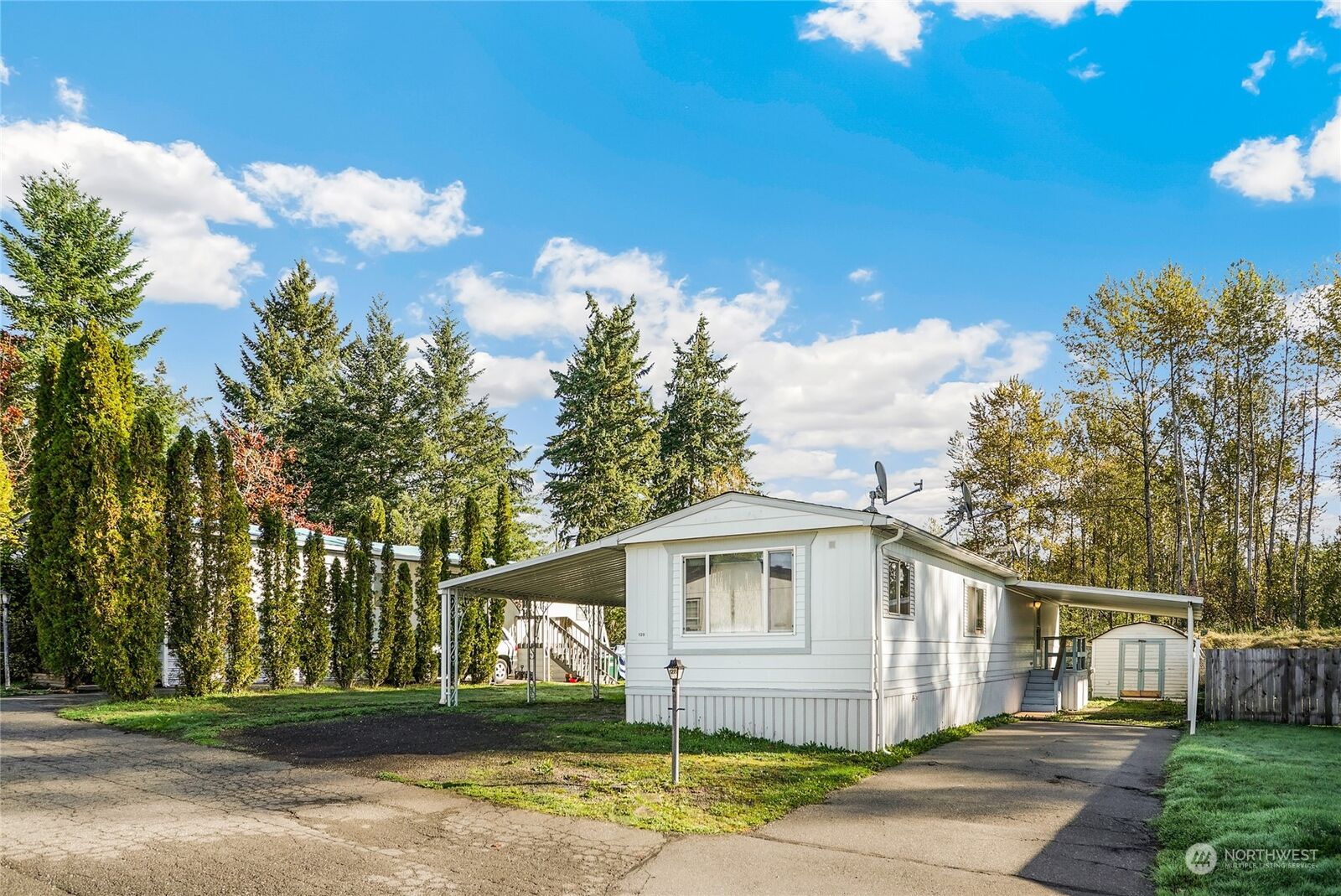 Property Photo:  28000 NE 142nd Pl #128  WA 98019 