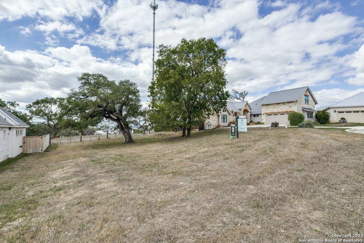 Property Photo:  104 Creede St  TX 78006 