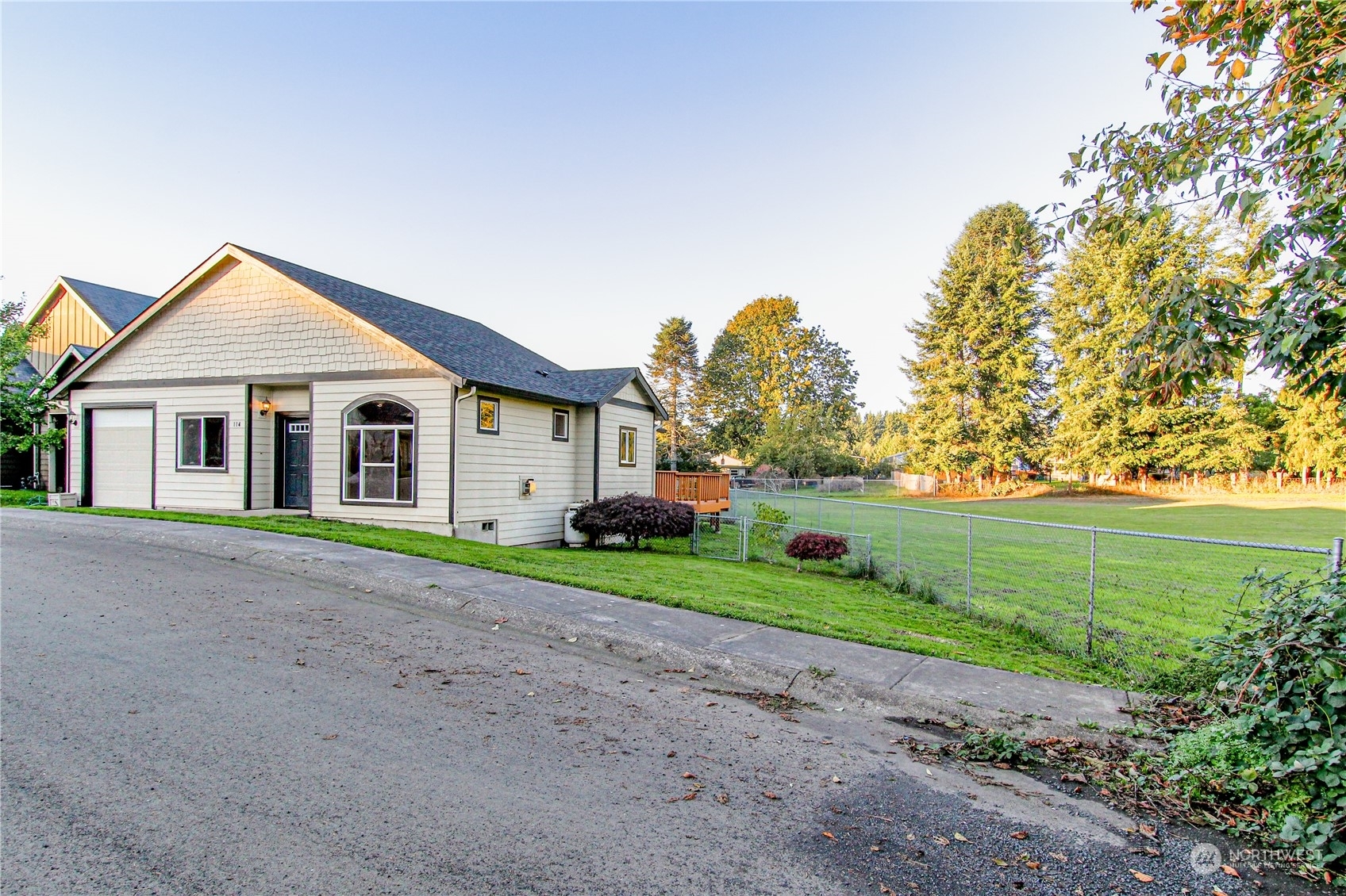 Property Photo:  114 Hill Drive  WA 98612 