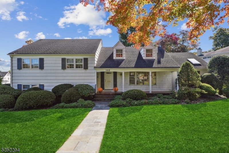 122 Golf Edge Dr  Westfield Town NJ 07090 photo