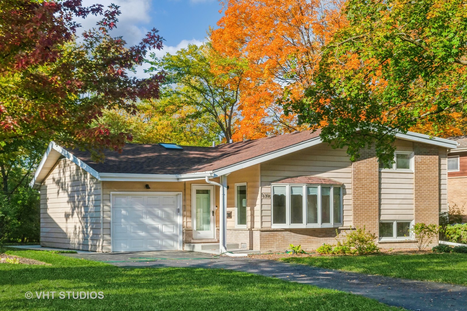 Property Photo:  1316 Central Avenue  IL 60015 