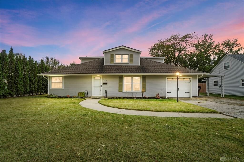 Property Photo: 816 Kenosha Road OH 45429