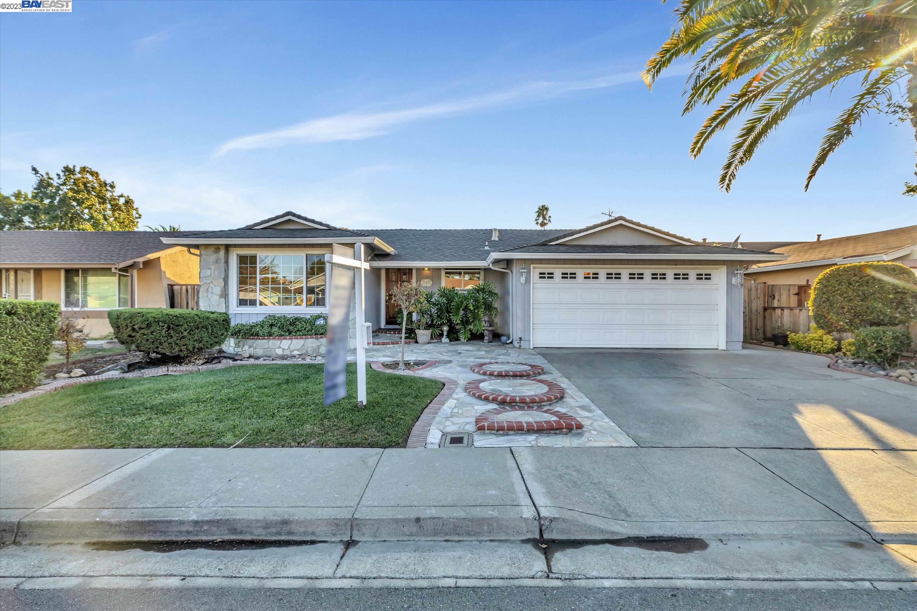 Property Photo: 33827 Whitehead Ln CA 94555