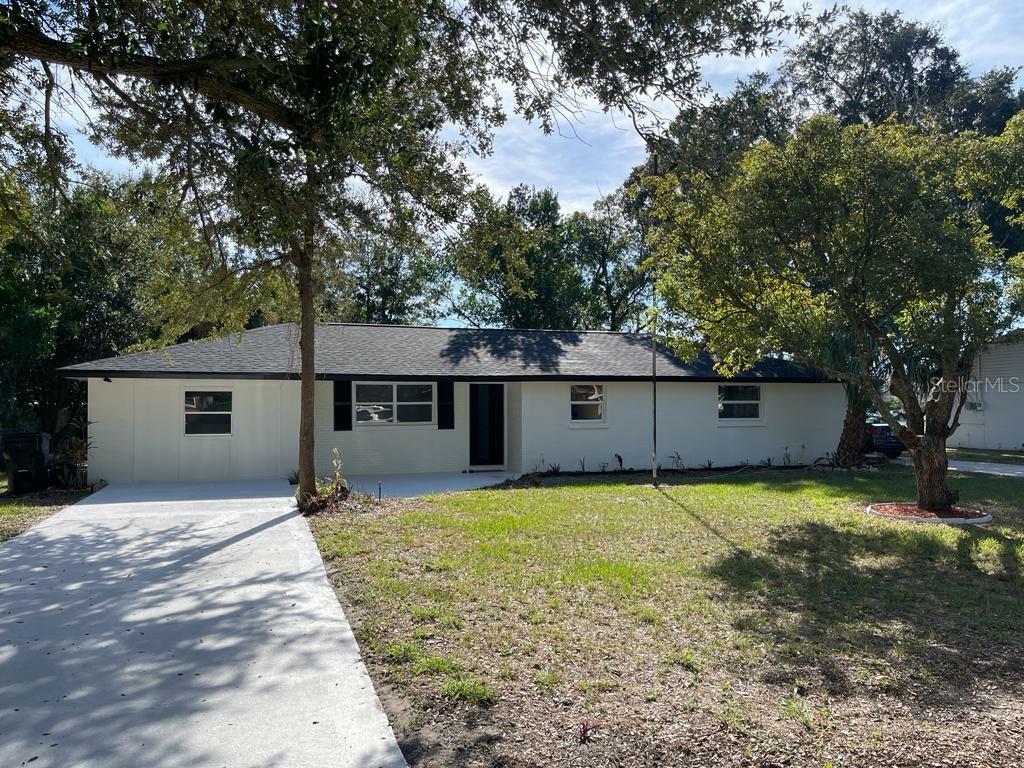 Property Photo:  4735 Easton Street  FL 33859 