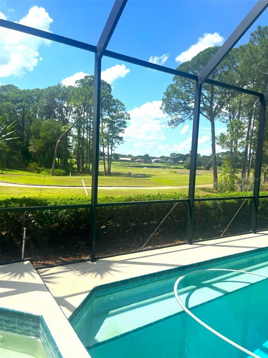 Property Photo:  425 Thomez Court  FL 32746 