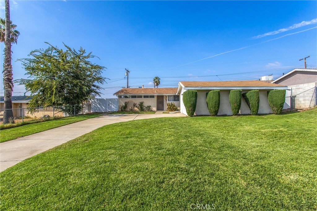 Property Photo:  5392 Elmwood Road  CA 92404 