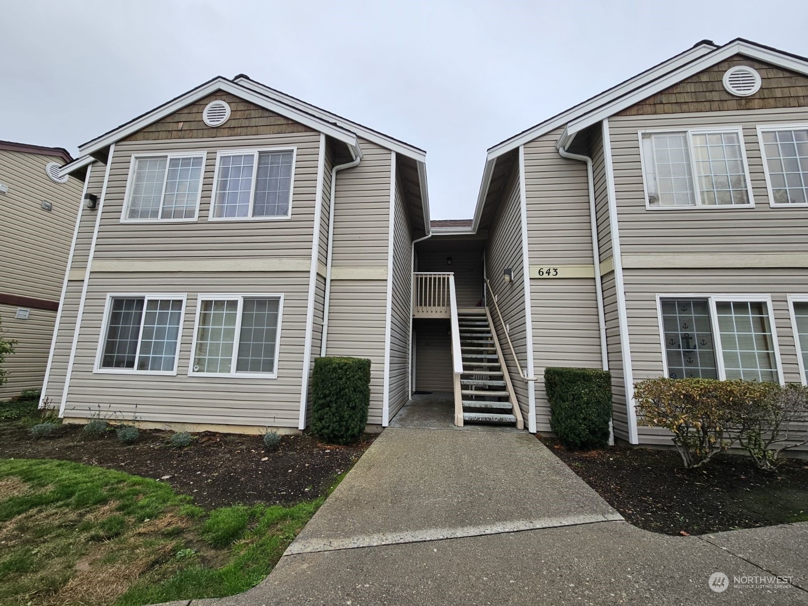 Property Photo: 643 W Horton Way 231 WA 98226