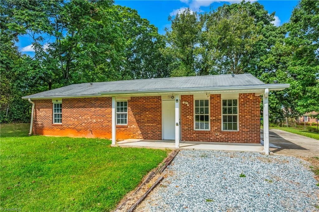 Property Photo:  3824 Sterling Park Court  NC 27105 