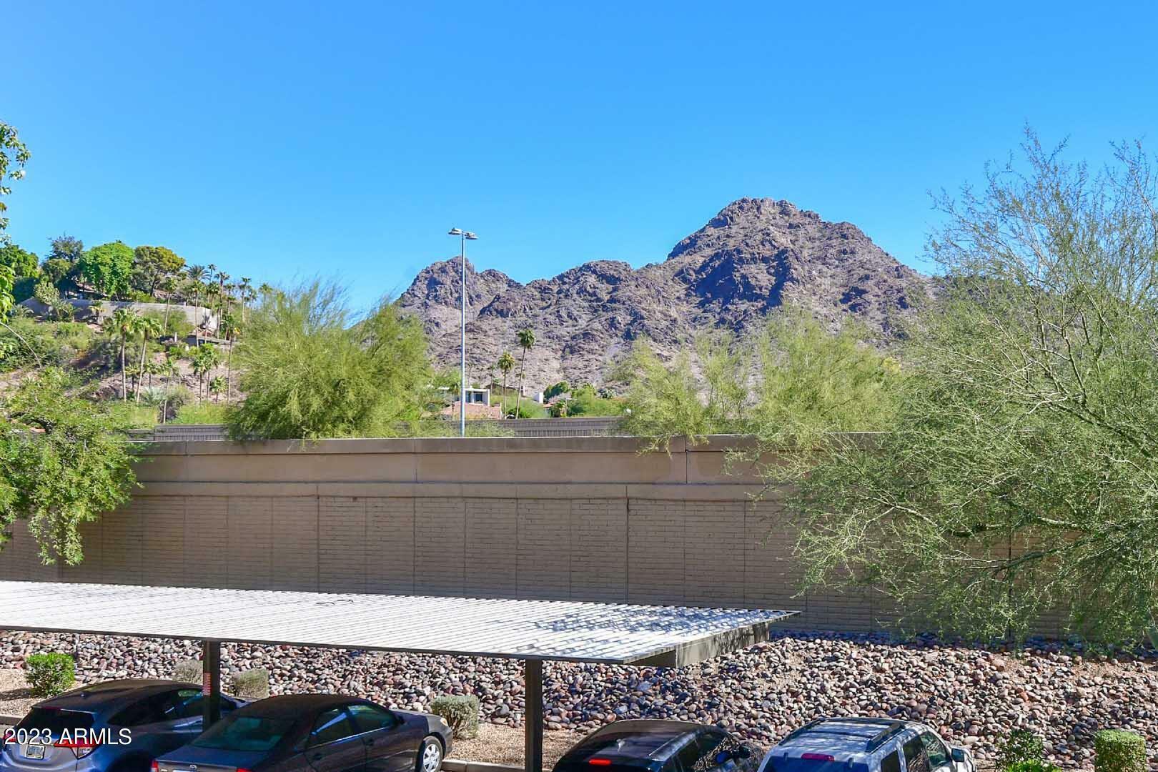 Property Photo:  1880 E Morten Avenue 201  AZ 85020 