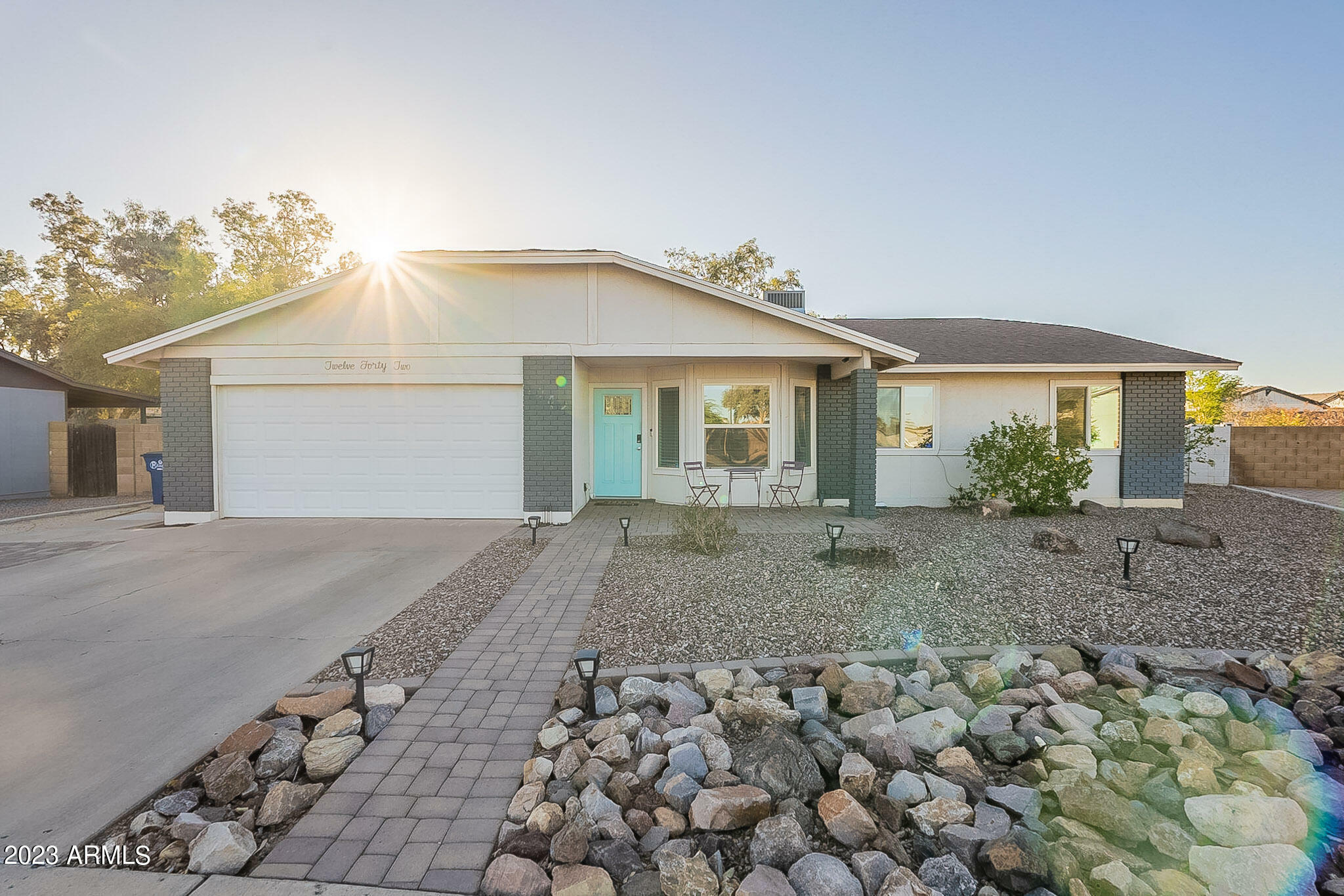 Property Photo: 1242 N Palm Street AZ 85234