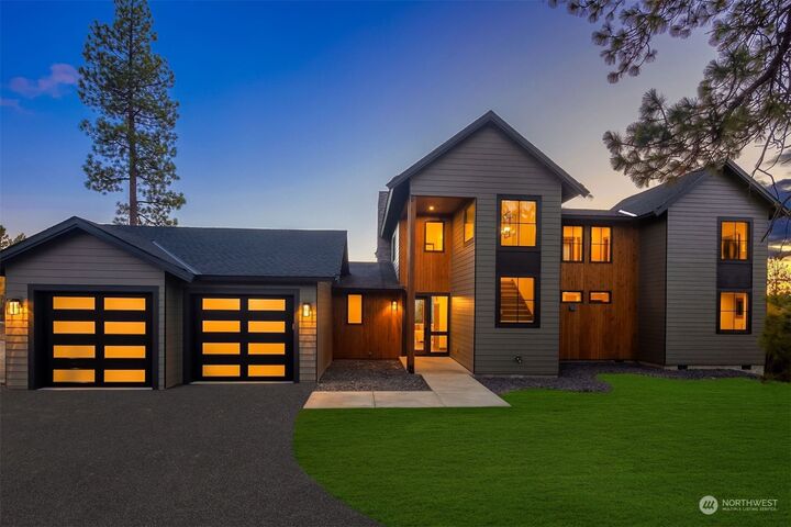 Property Photo:  1610 Forest Ridge Drive  WA 98922 