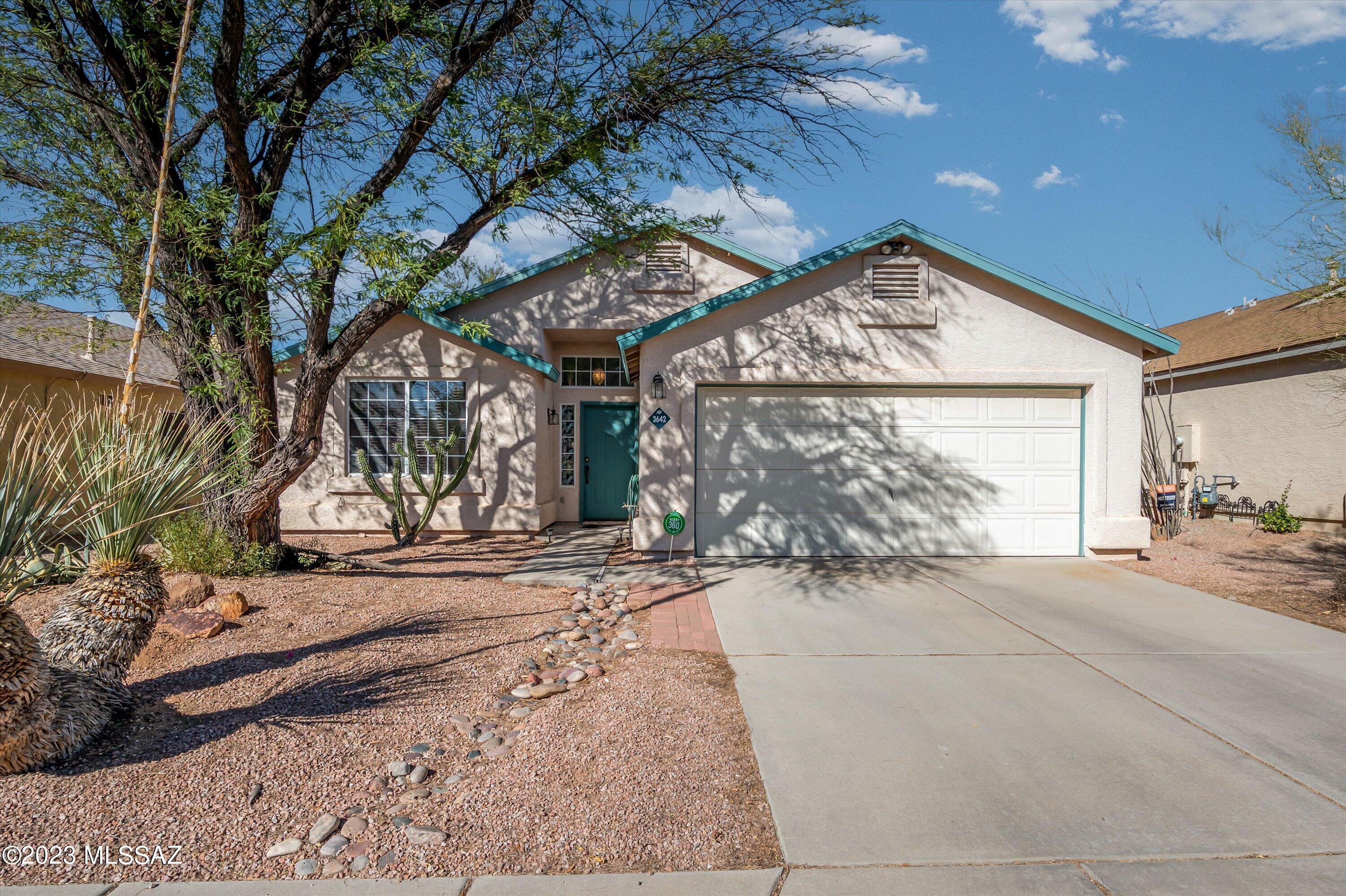 Property Photo:  3642 W Sunbonnet Place  AZ 85742 