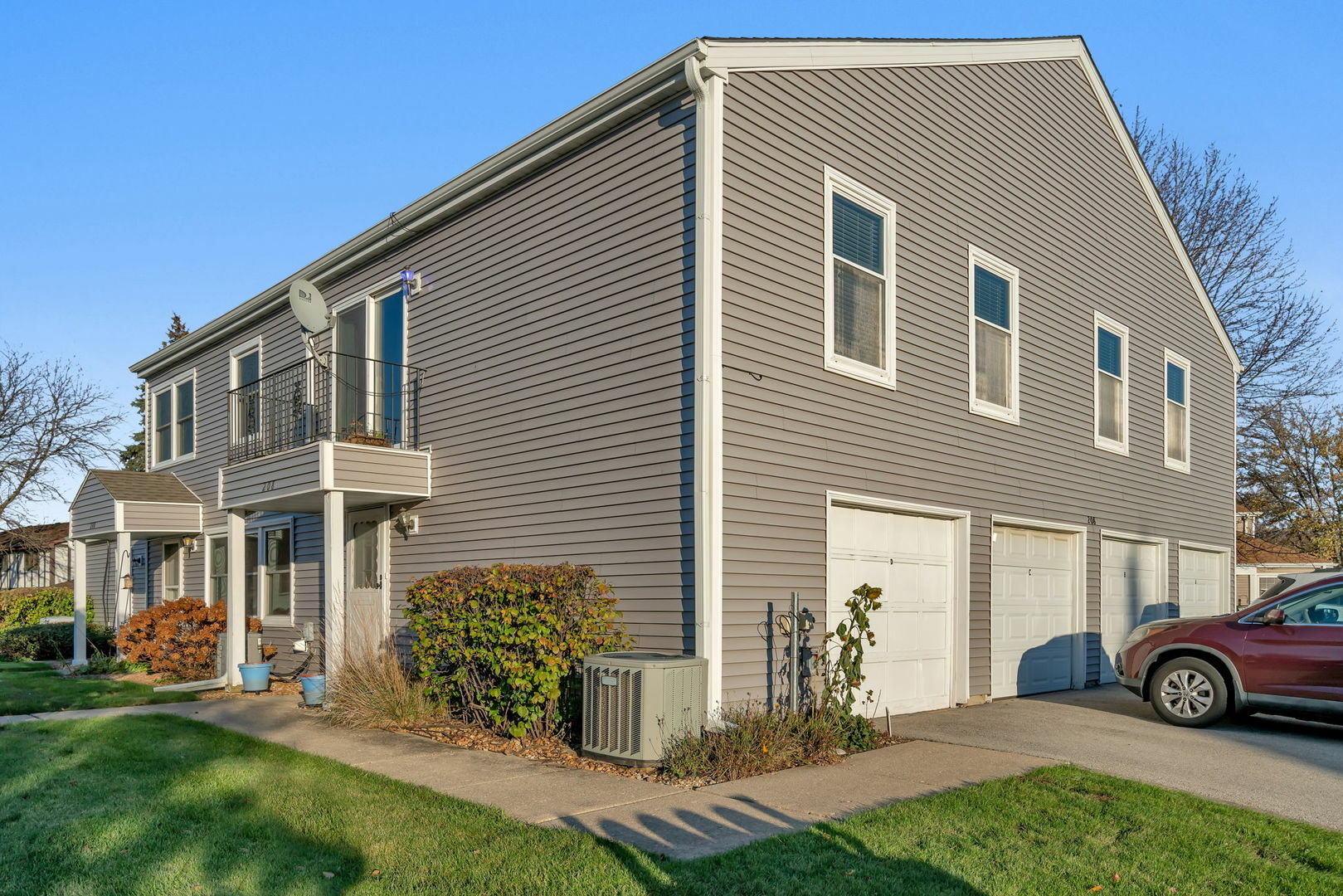 Property Photo: 208 Manor Drive D IL 60451
