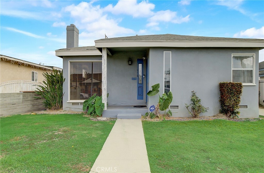 Property Photo:  16218 S Caress Avenue  CA 90221 