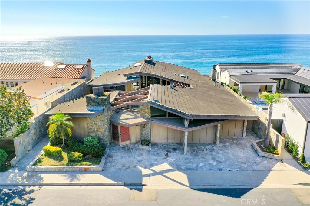 Property Photo:  33781 Cabrillo Isle  CA 92629 