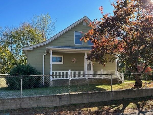 Property Photo:  85 Miller Ave  MA 01504 