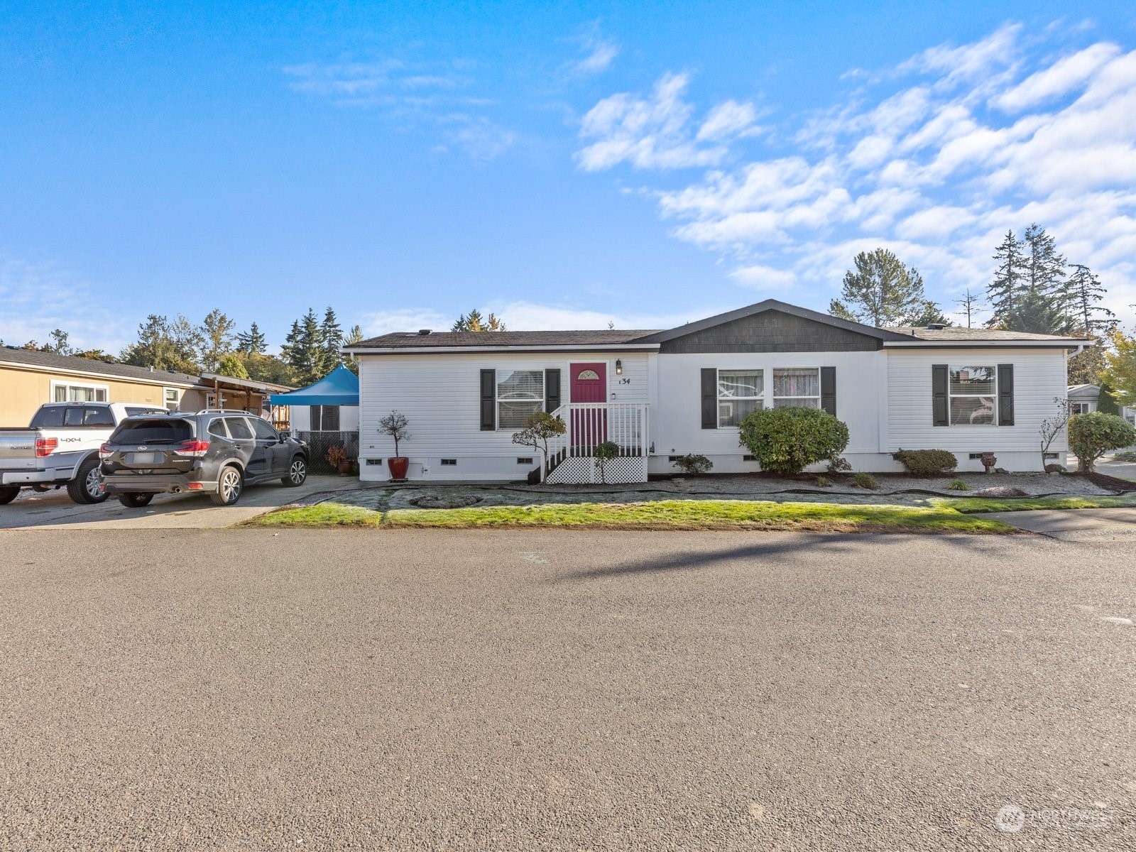 Property Photo: 31600 126th Avenue SE E34 WA 98092