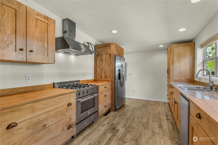 Property Photo: 6423 Lake Drive WA 98312