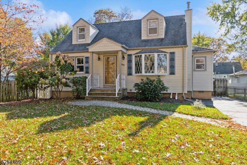 Property Photo:  90 Raymond St  NJ 08817 