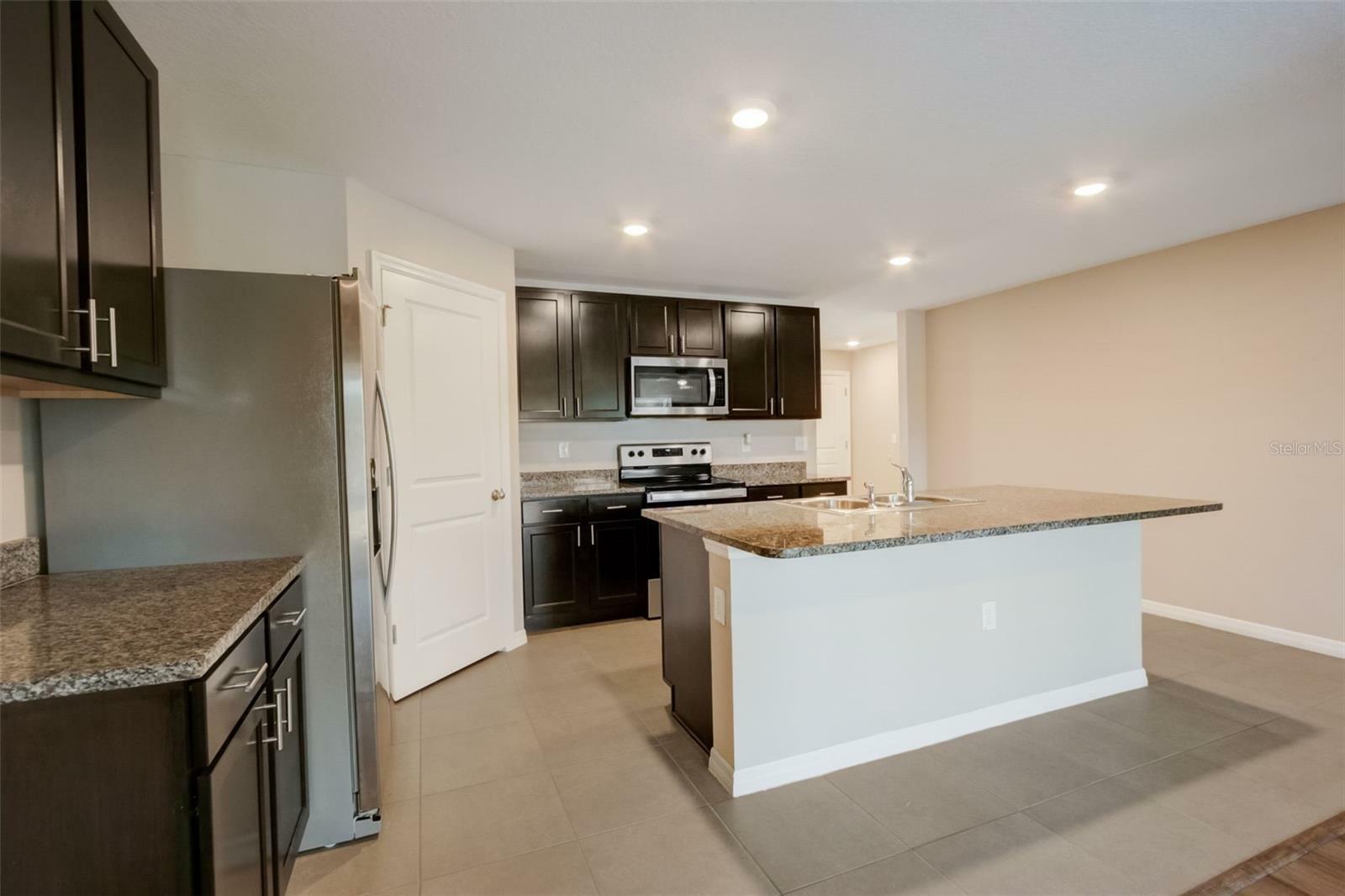 Property Photo: 7921 Sail Clover Lane FL 33540