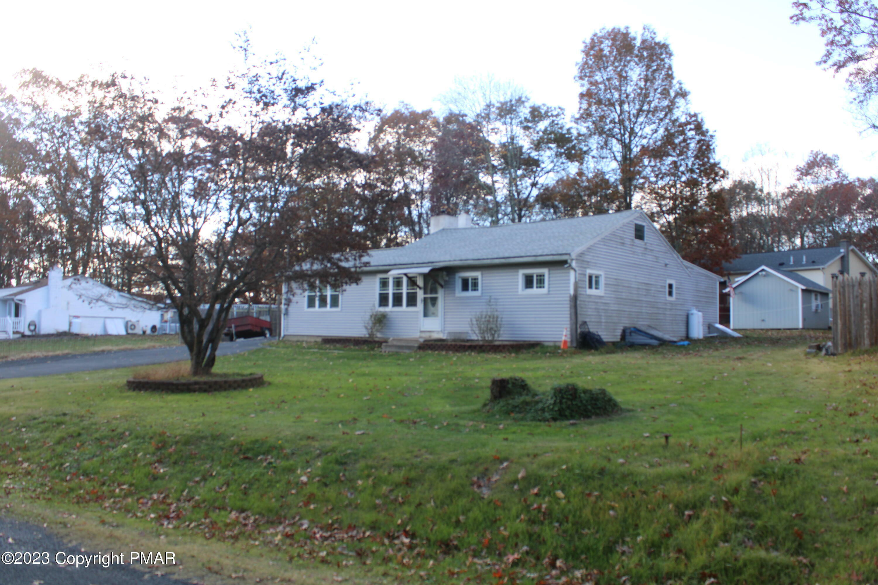 Property Photo:  253 Shawnee Drive  PA 18302 