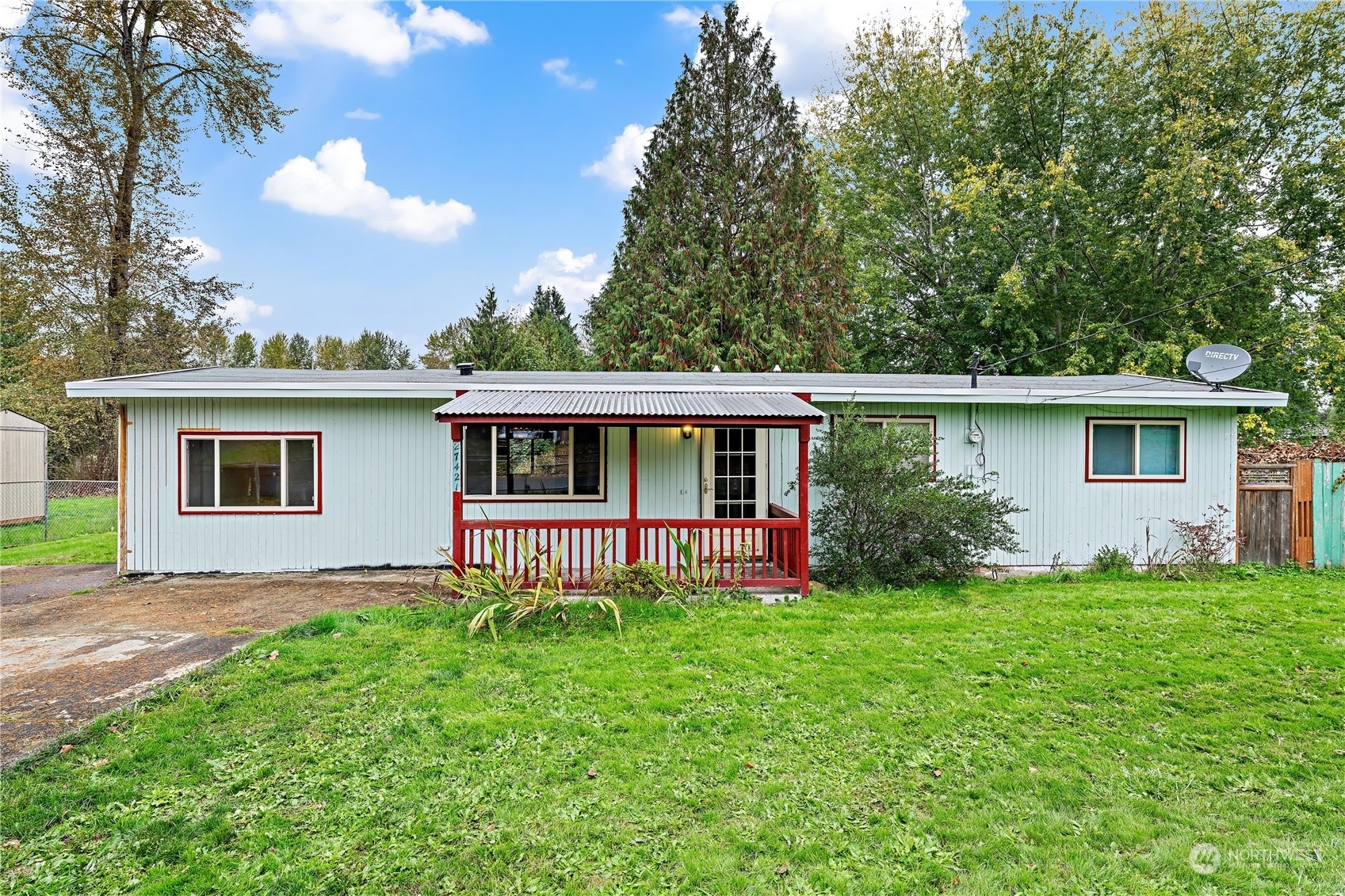 Property Photo: 27421 118th Avenue SE WA 98030