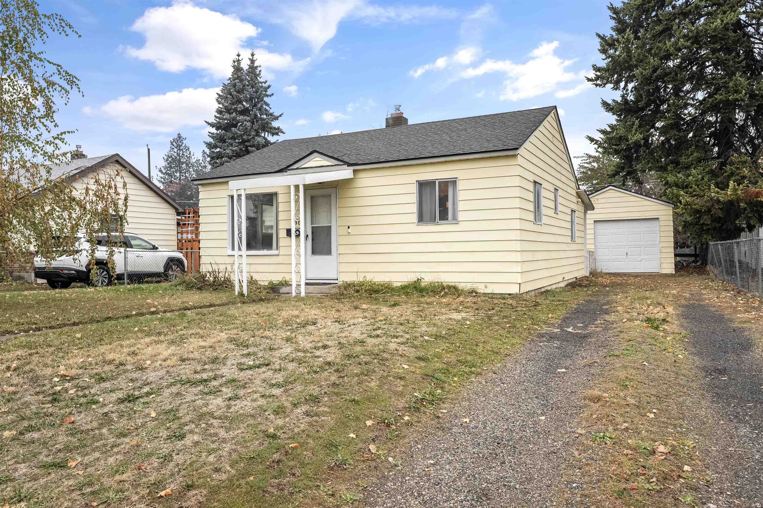 Property Photo: 903 E Wabash Ave WA 99207