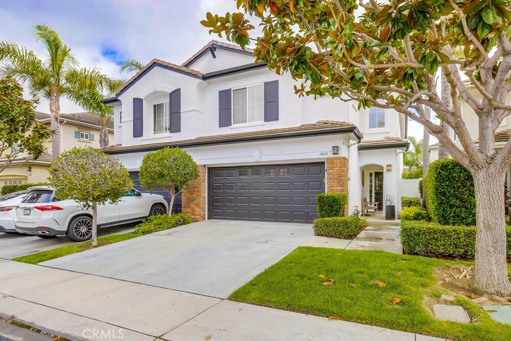 Property Photo:  18616 Park Glen Lane  CA 92648 