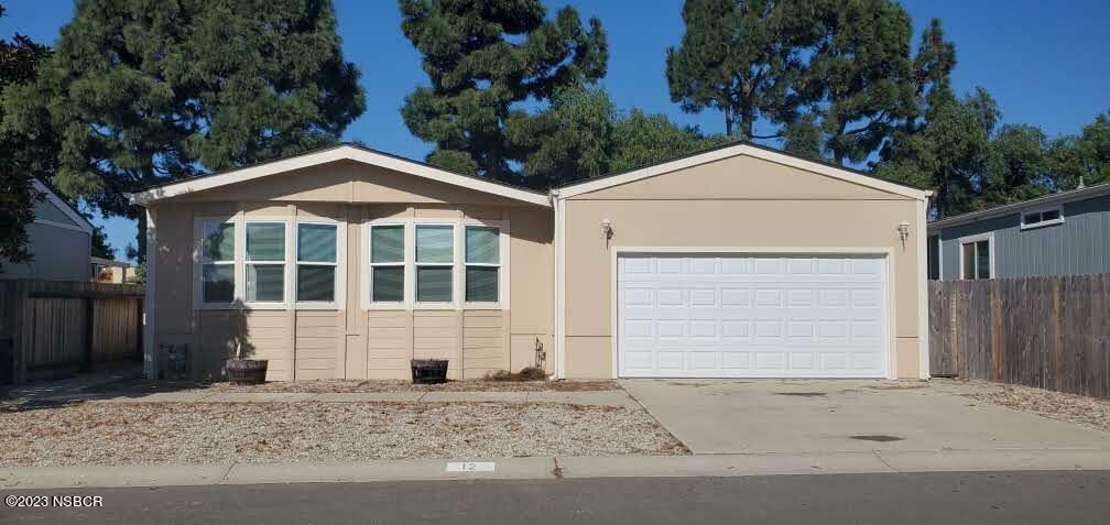 Property Photo: 1317 N V Street 12 CA 93436