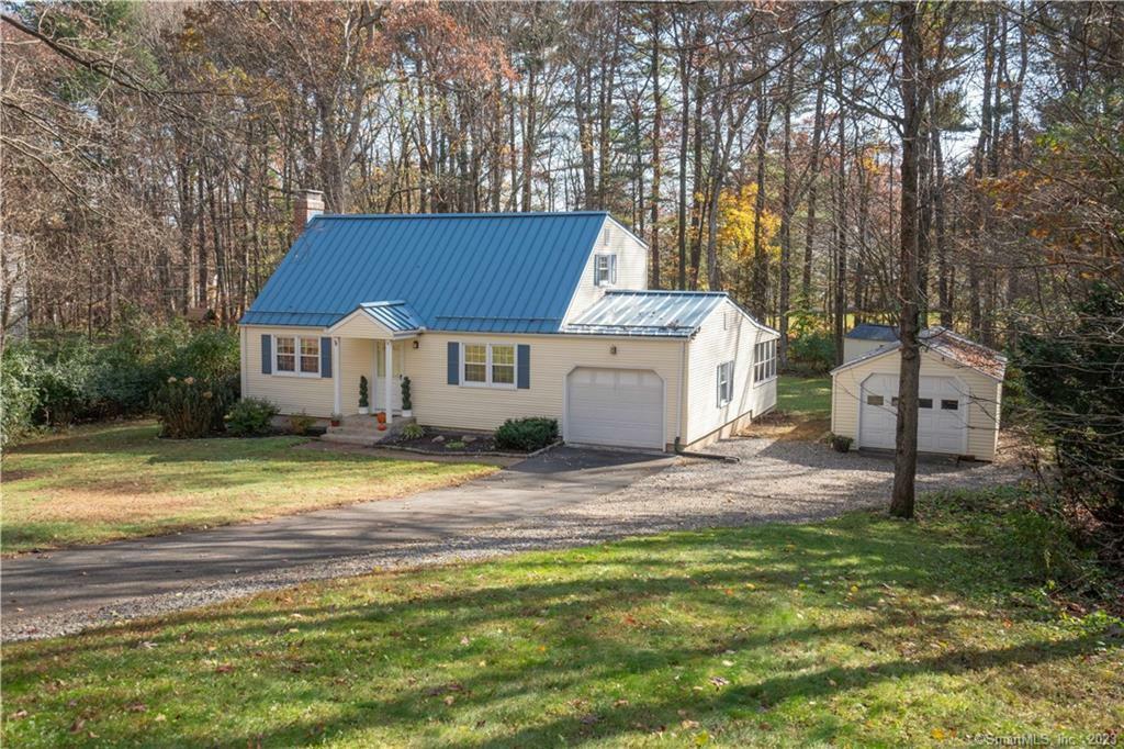 Property Photo: 3 Bridlepath Road CT 06092