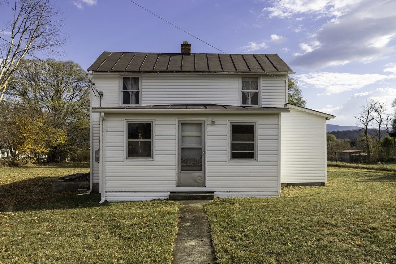 Property Photo: 11904 North Valley Pike VA 22815