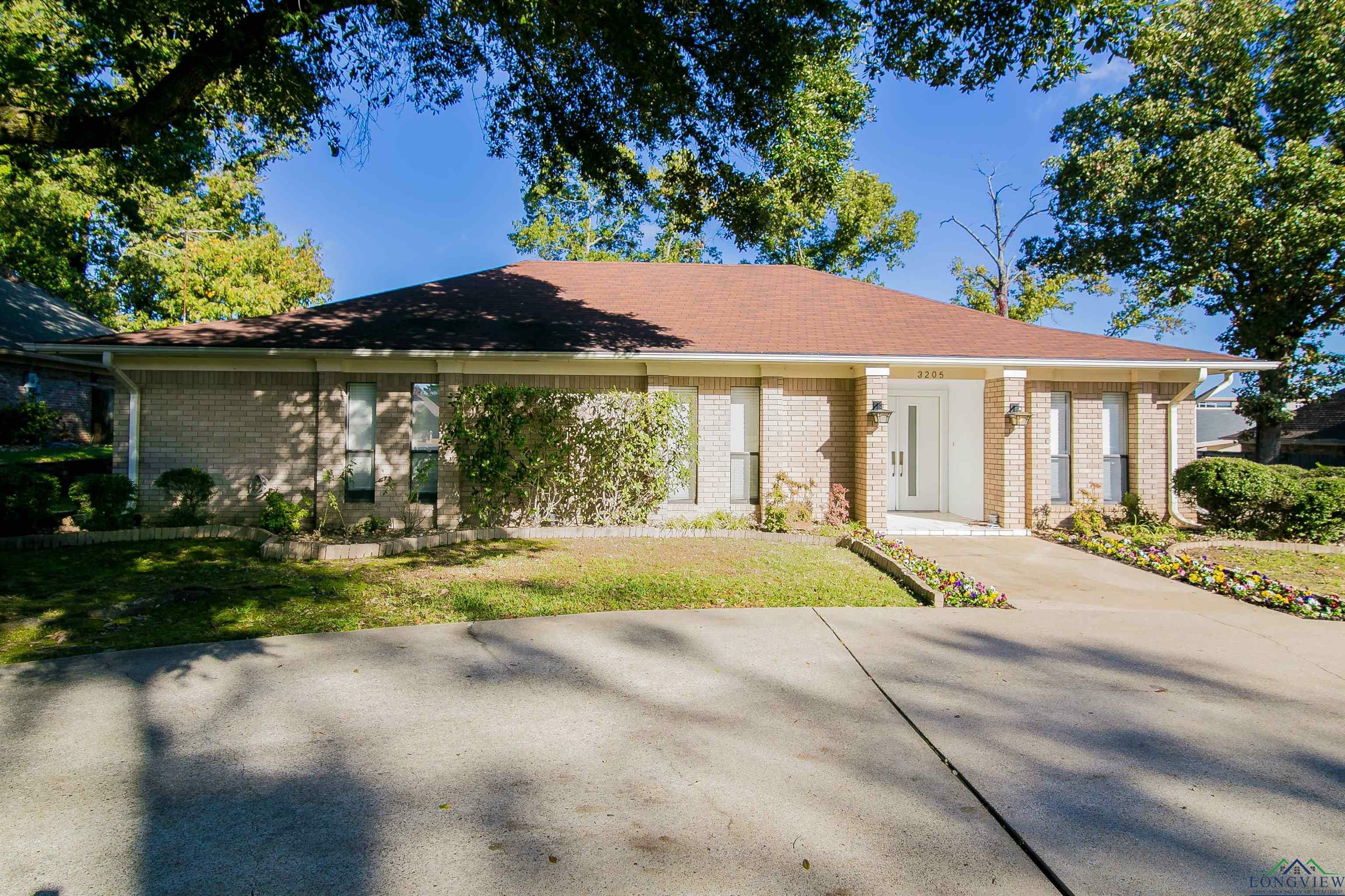 Property Photo:  3205 Lopez Ct.  TX 75605 