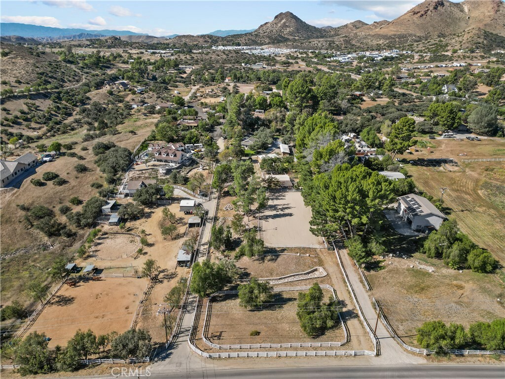 Property Photo:  32455 Agua Dulce Canyon Road  CA 91390 