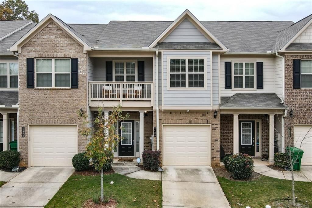 Property Photo:  2429 Castle Keep Way SE  GA 30316 