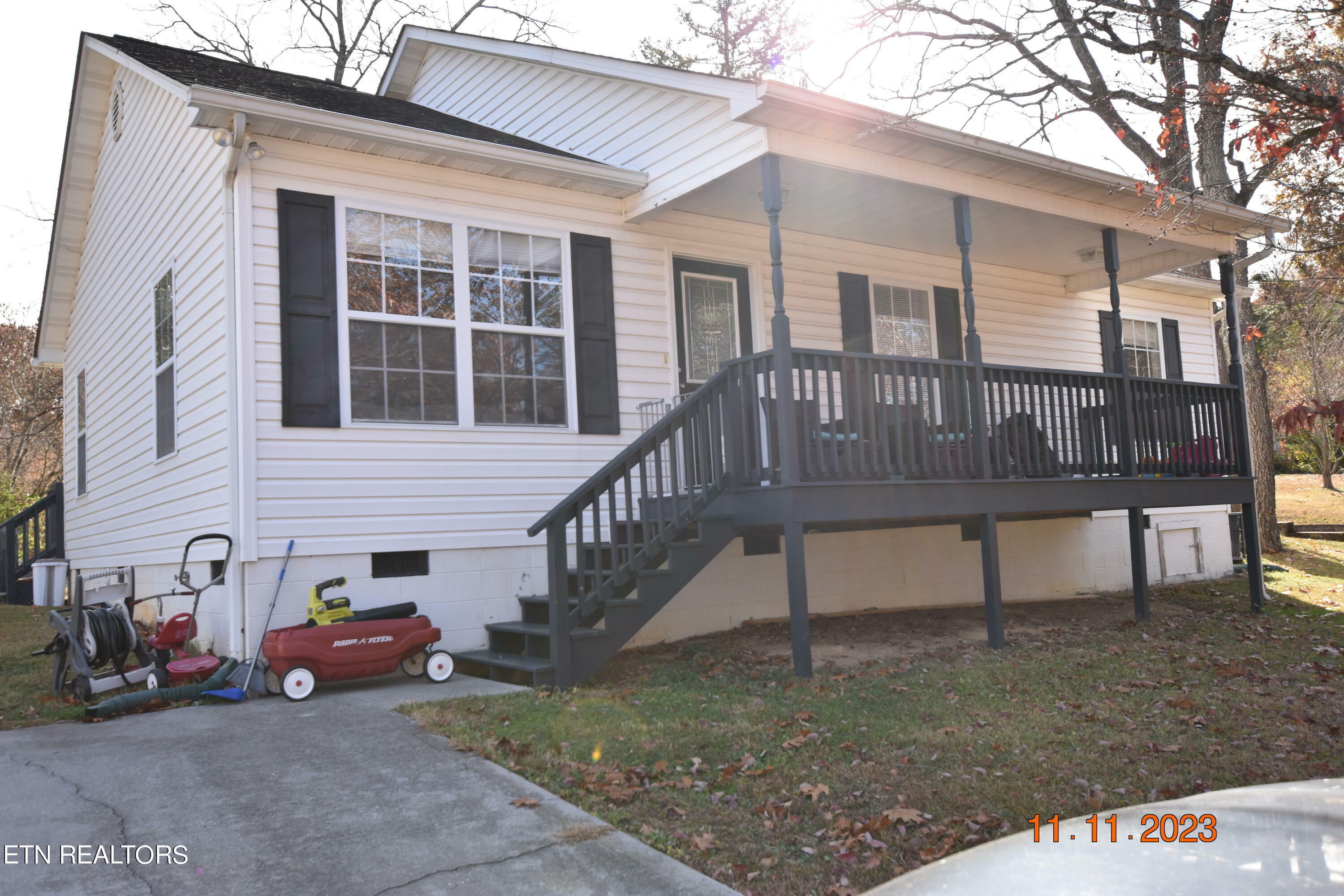 5304 Pinnacle Drive  Knoxville TN 37914 photo